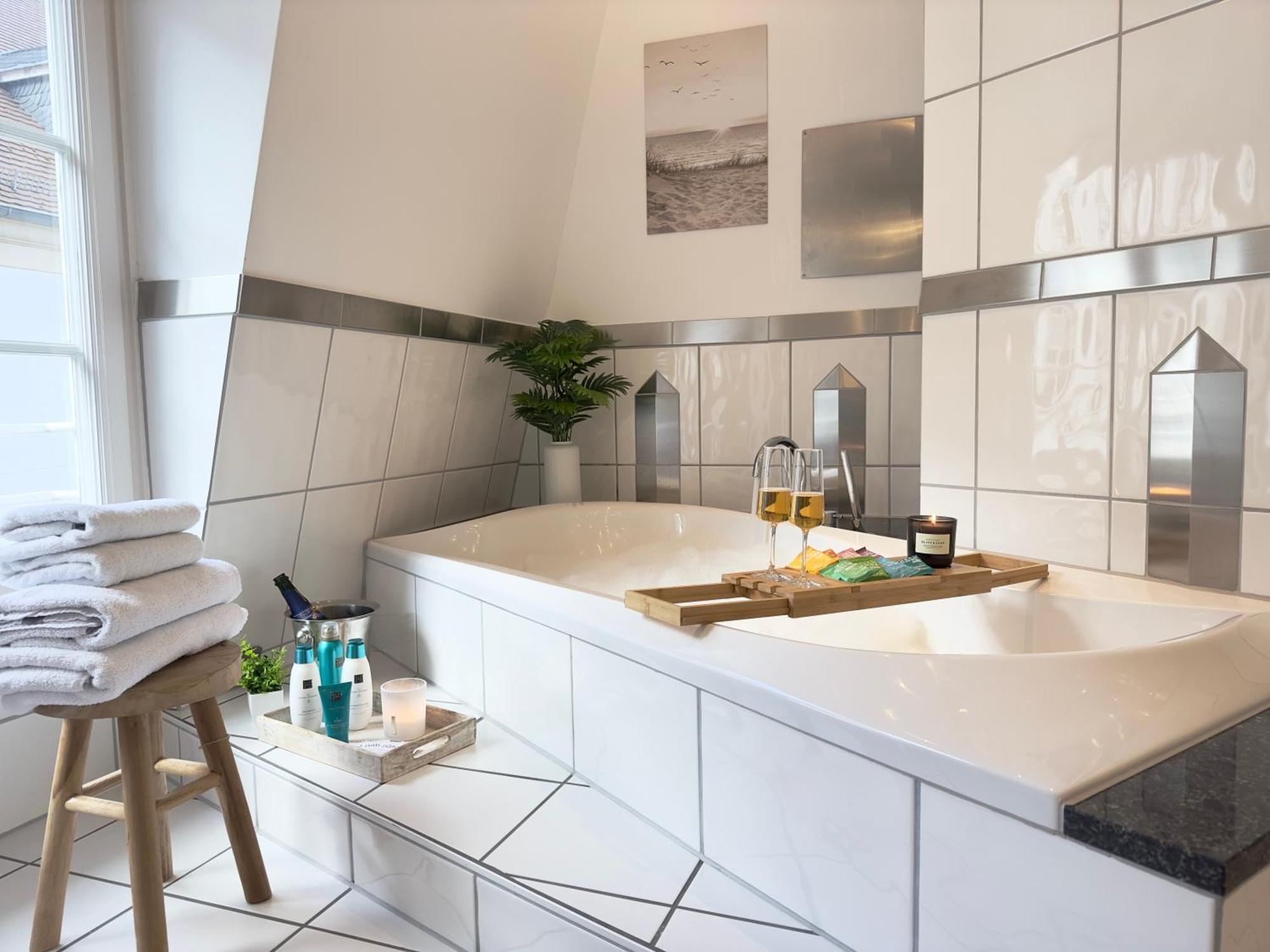 Luxury Old Town Suite - Xxl Terrasse & Xxl Penthouse Heidelberg Eksteriør bilde